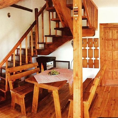 Bran White Clouds House And Chalet ภายนอก รูปภาพ