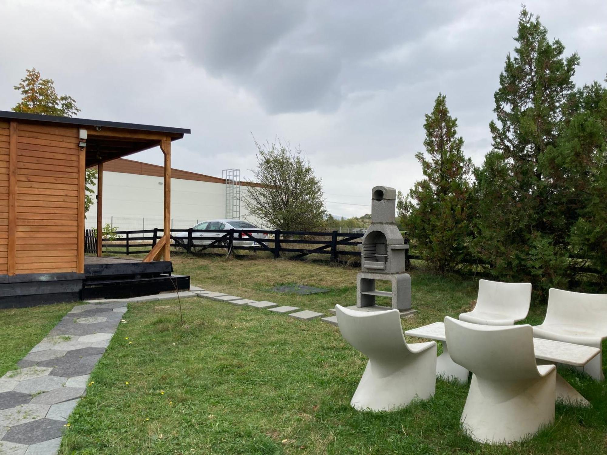 Bran White Clouds House And Chalet ภายนอก รูปภาพ