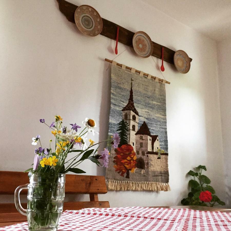 Bran White Clouds House And Chalet ภายนอก รูปภาพ